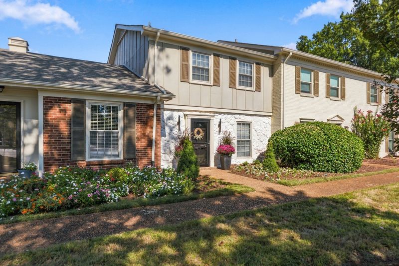 1011 Murfreesboro Rd #B2, Franklin, TN 37064