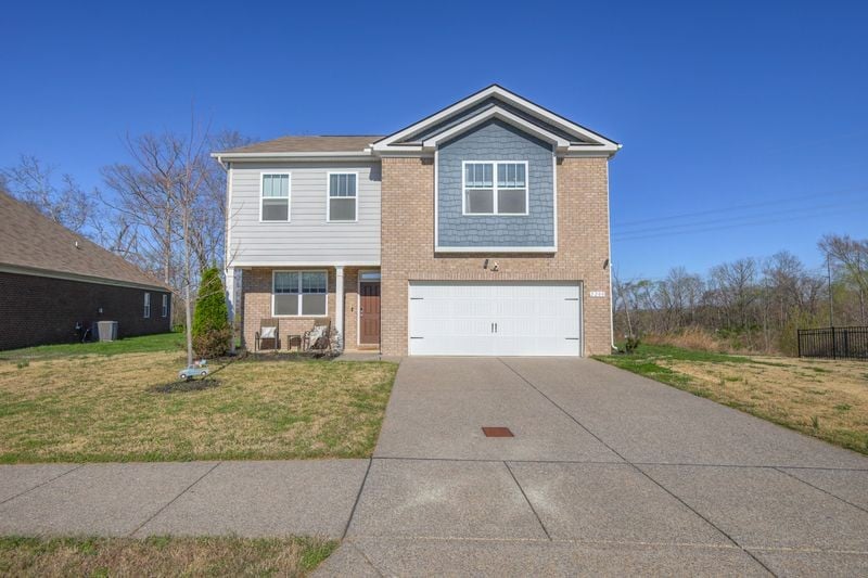 2200 Stonemeade Dr, Spring Hill, TN 37174