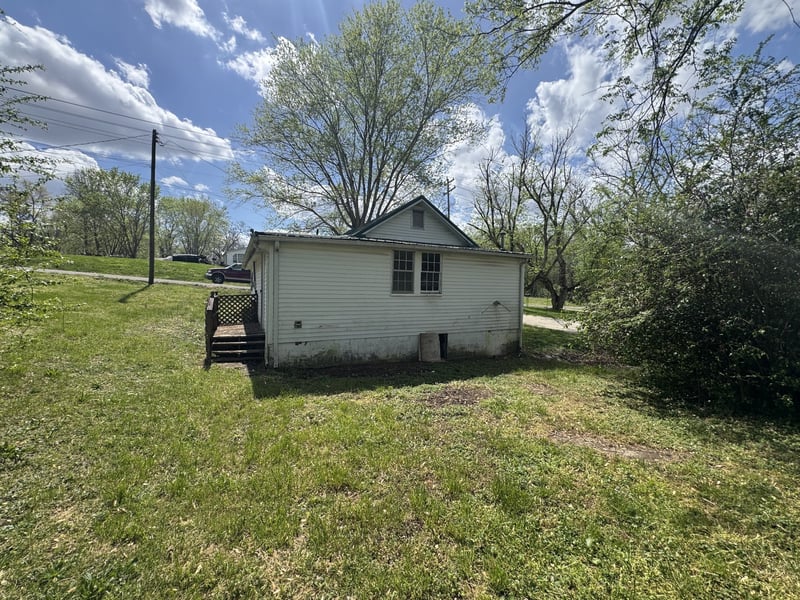 501 W Chestnut St, Dickson, TN 37055