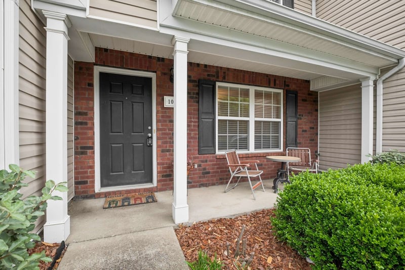 107 Oak Valley Cir, Smyrna, TN 37167