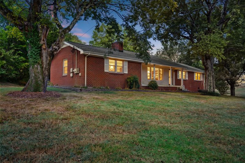1106 Cartwright Cir N, Goodlettsville, TN 37072