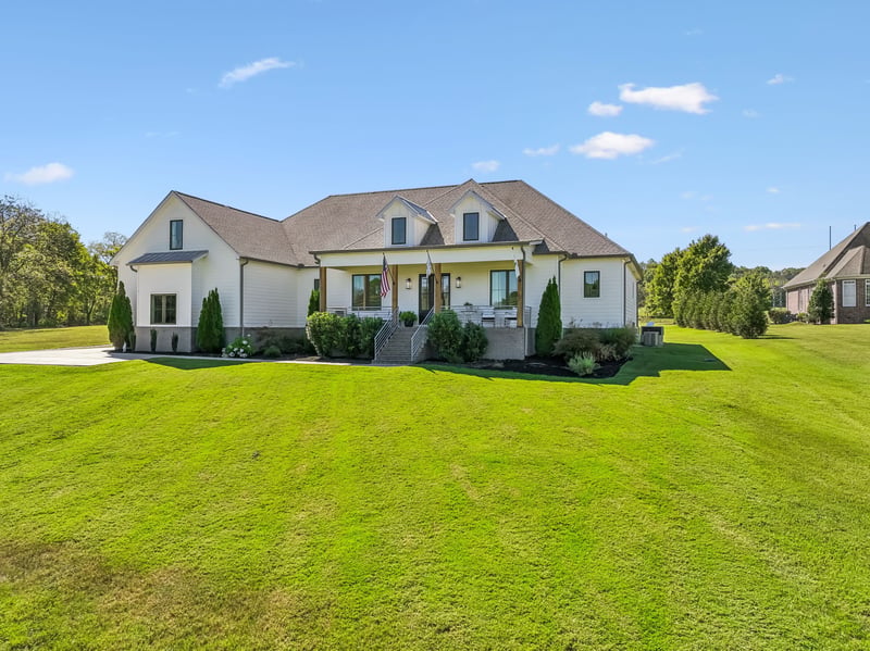 2180 Philadelphia Rd, Lebanon, TN 37087