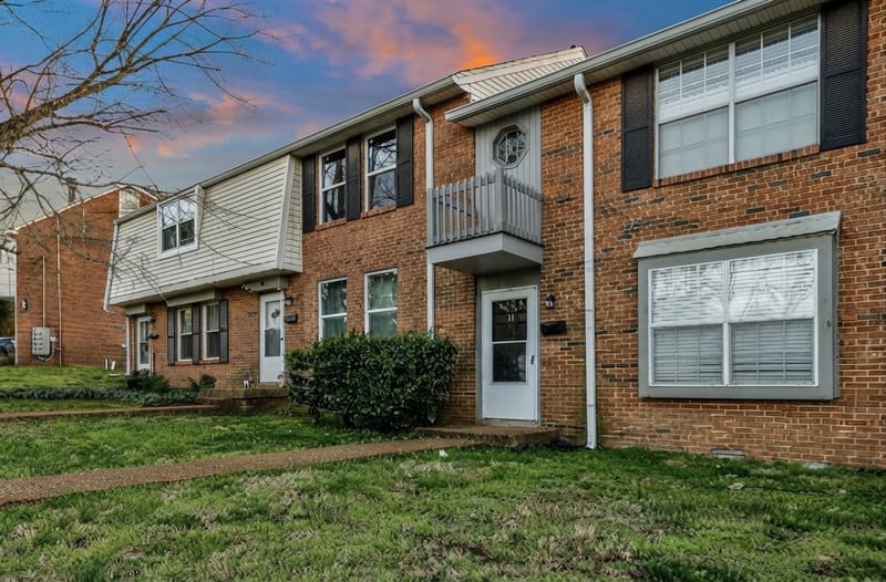 5510 Country Dr #12, Nashville, TN 37211