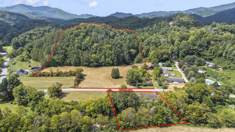 1964 Little Valley Rd, Sevierville, TN 37862