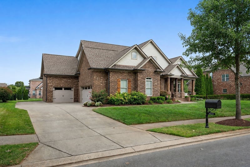 2018 Fairhaven Ln, Murfreesboro, TN 37128