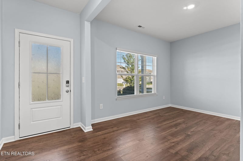 1383 Hampton Place Cir, Loudon, TN 37774