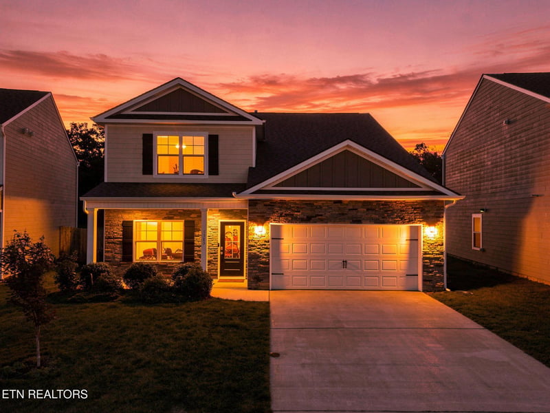 1383 Hampton Place Cir, Loudon, TN 37774