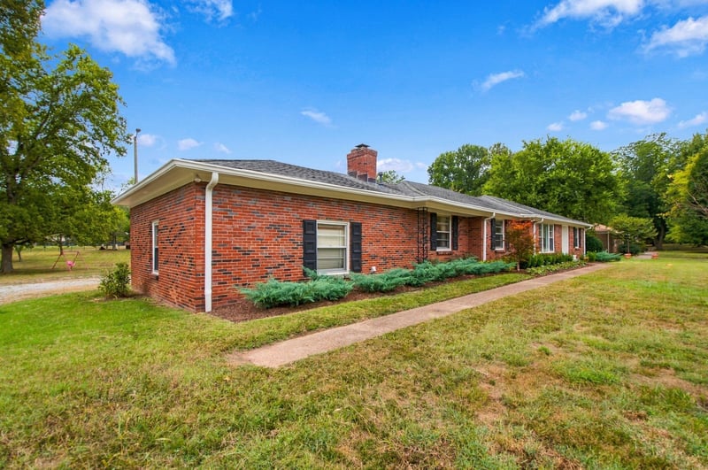 6313 Robin Hill Rd, Nashville, TN 37205