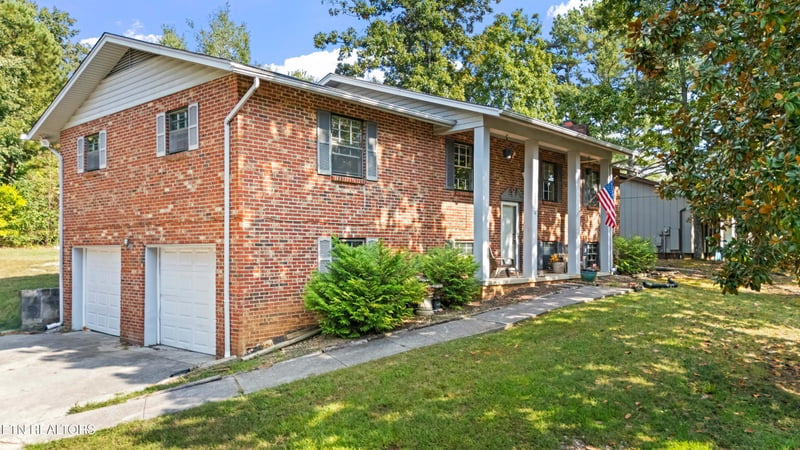 1520 Hightop Tr, Knoxville, TN 37923