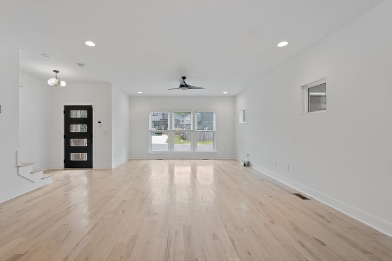 203 Eisenhower Dr, Nashville, TN 37211