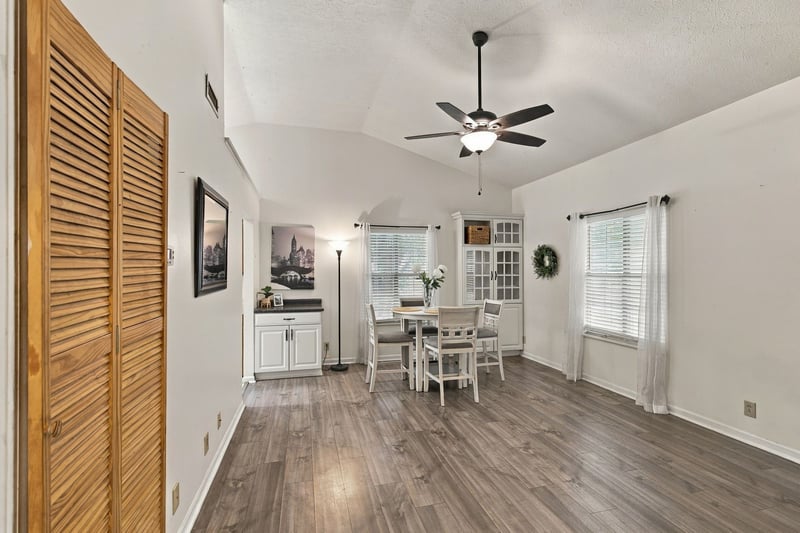 1016 Looby Cir, Nashville, TN 37208