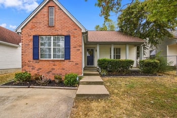 1016 Looby Cir, Nashville, TN 37208
