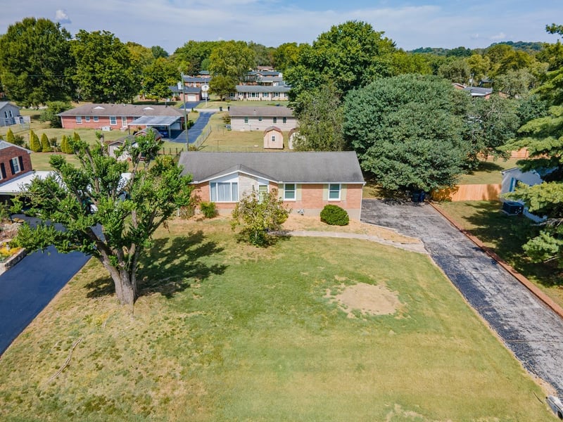 3004 Knud Dr, Columbia, TN 38401
