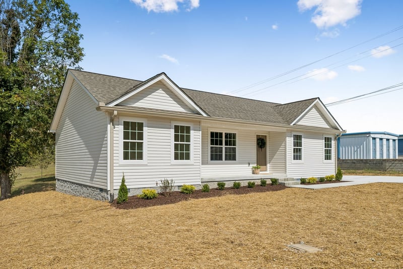 165 Main St E, Gordonsville, TN 38563