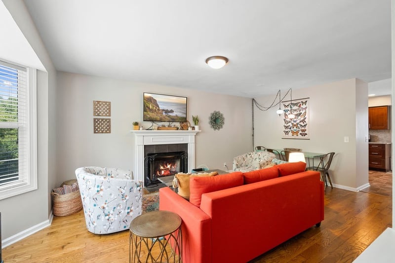 7774 Sawyer Brown Rd, Nashville, TN 37221