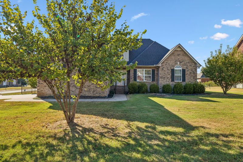 7001 Vineyard Ln, Smyrna, TN 37167