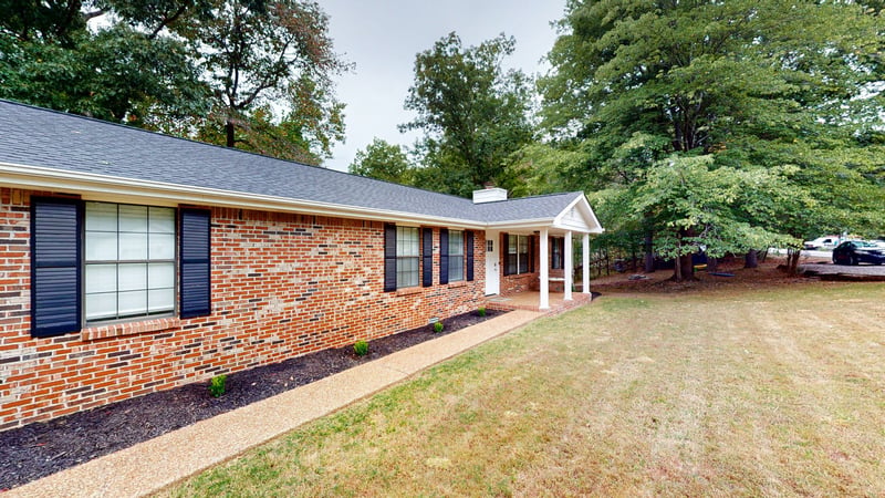 1304 Winding Way Dr, White House, TN 37188
