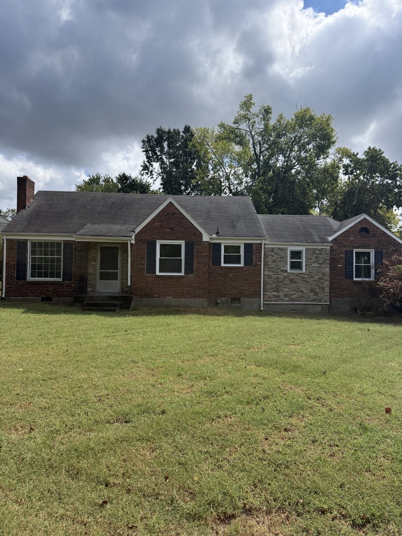 215 Dellrose Dr, Nashville, TN 37214