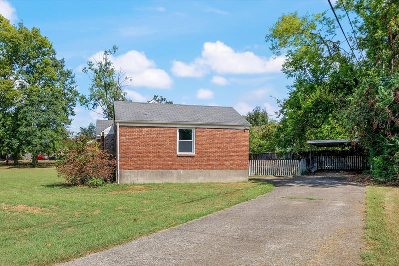 215 Dellrose Dr, Nashville, TN 37214