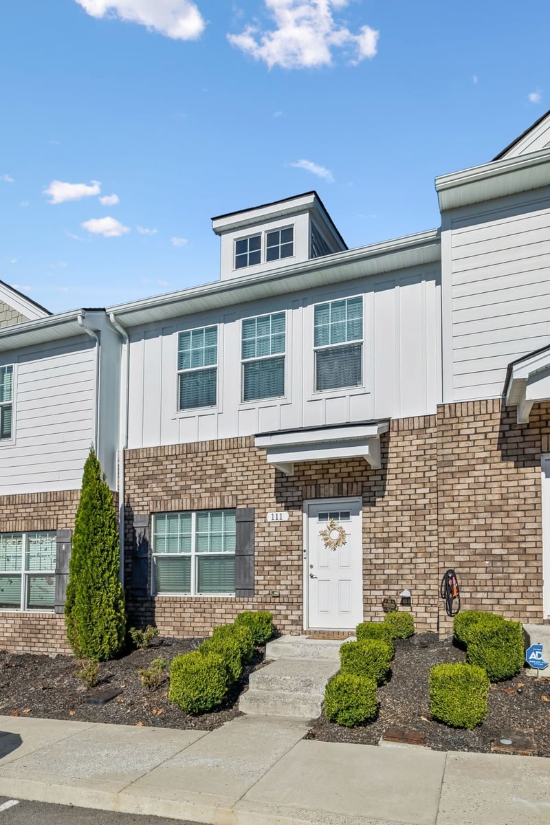 111 Dry Creek Commons Dr, Goodlettsville, TN 37072