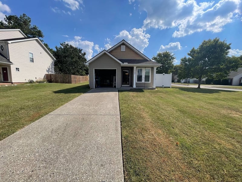 1007 Mallory Ln, Spring Hill, TN 37174