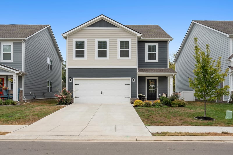 2216 Robert Gwynne Dr, Smyrna, TN 37167