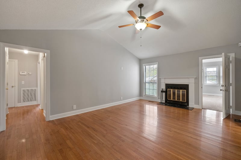 5800 Labrador Ln, Antioch, TN 37013