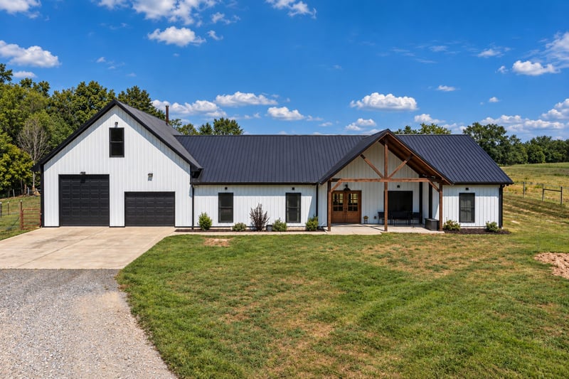 103 Marty Robbins Rd, Bethpage, TN 37022