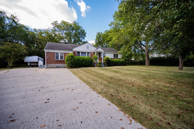 704 Canton Ps, Madison, TN 37115