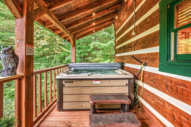 4093 Hickory Hollow Way, Sevierville, TN 37862