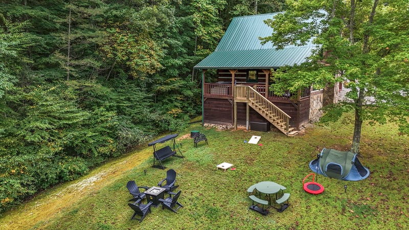 4093 Hickory Hollow Way, Sevierville, TN 37862