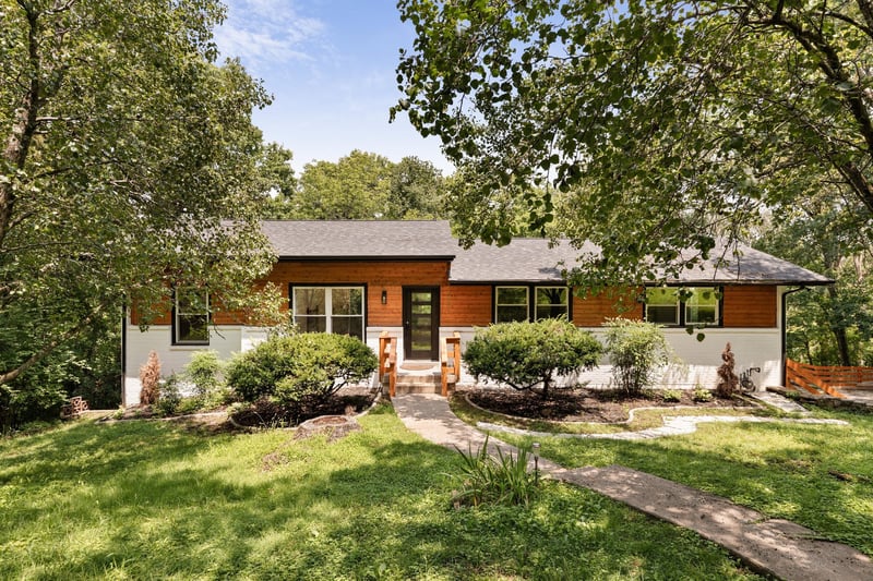 1012 Rodney Dr, Nashville, TN 37205