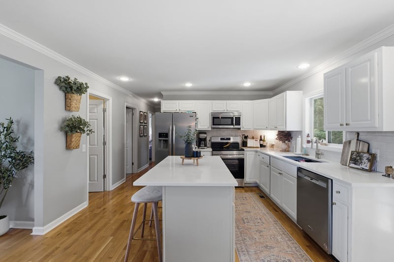 154 Two Valley Rd, Hendersonville, TN 37075