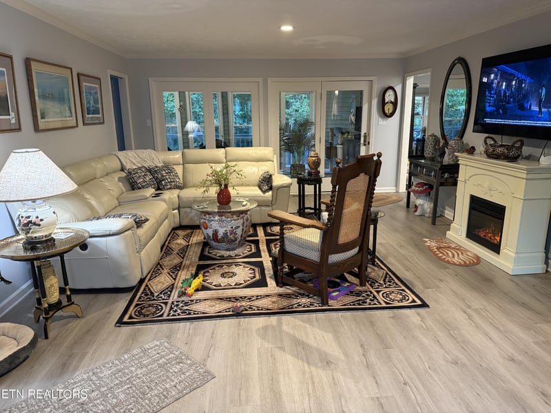 137 Chahyga Way, Loudon, TN 37774