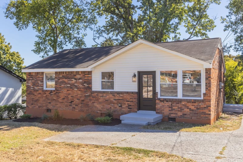 261 Paragon Mills Rd, Nashville, TN 37211