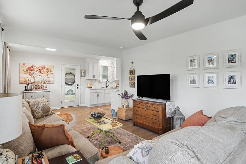 210 Alsup Dr, Springfield, TN 37172