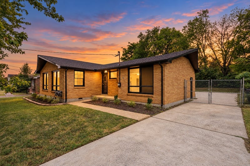 4029 Kings Cir, Nashville, TN 37218