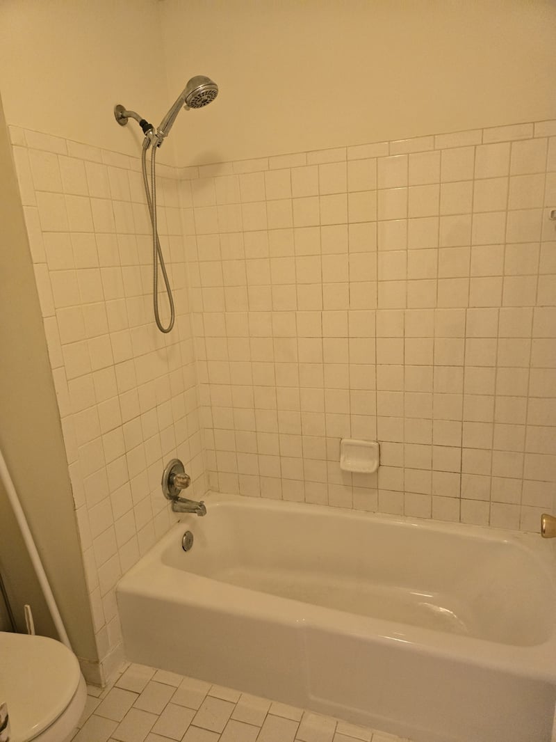 555 N Dupont Ave #A17, Madison, TN 37115