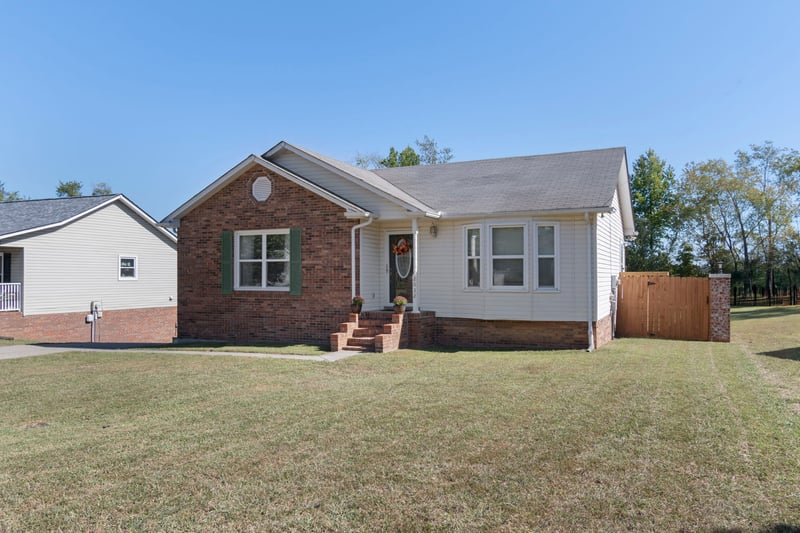 2632 Queen Anne Ct, Springfield, TN 37172