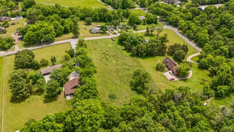 89 Chandler Rd, Mount Juliet, TN 37122