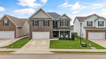 9273 Upstream Ln, Knoxville, TN 37931