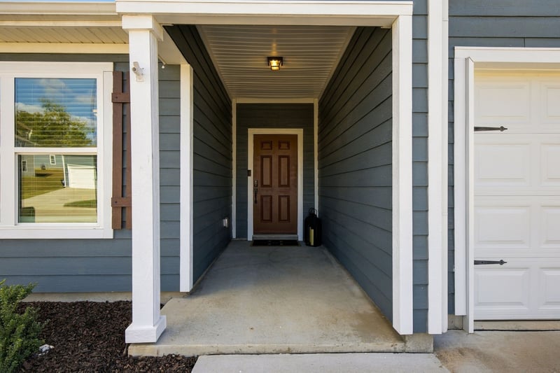 2946 Beeswax St, Columbia, TN 38401