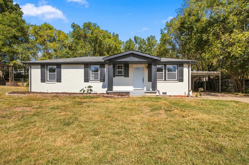 913 Bettie Dr, Old Hickory, TN 37138