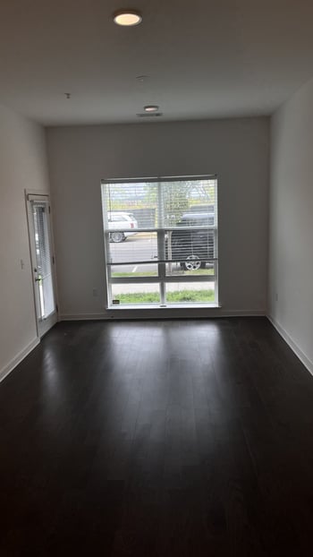 1677 54th Ave N #113, Nashville, TN 37209