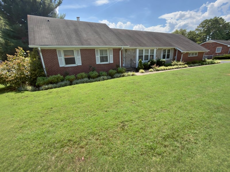 1807 Haynes Dr, Murfreesboro, TN 37129