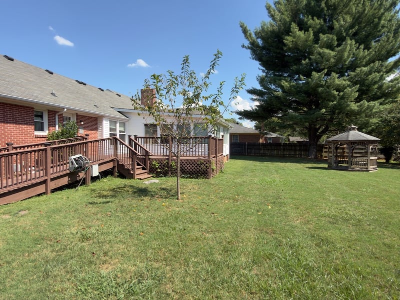 1807 Haynes Dr, Murfreesboro, TN 37129