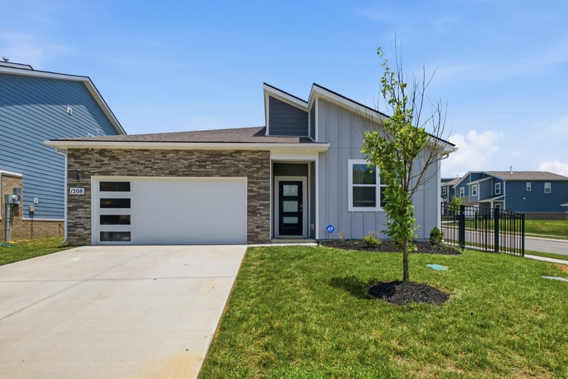 1208 Linn Cove Ct, Gallatin, TN 37066