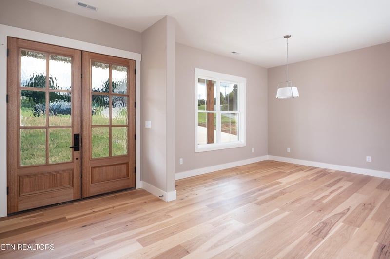3270 Whittenburg Dr, Maryville, TN 37804