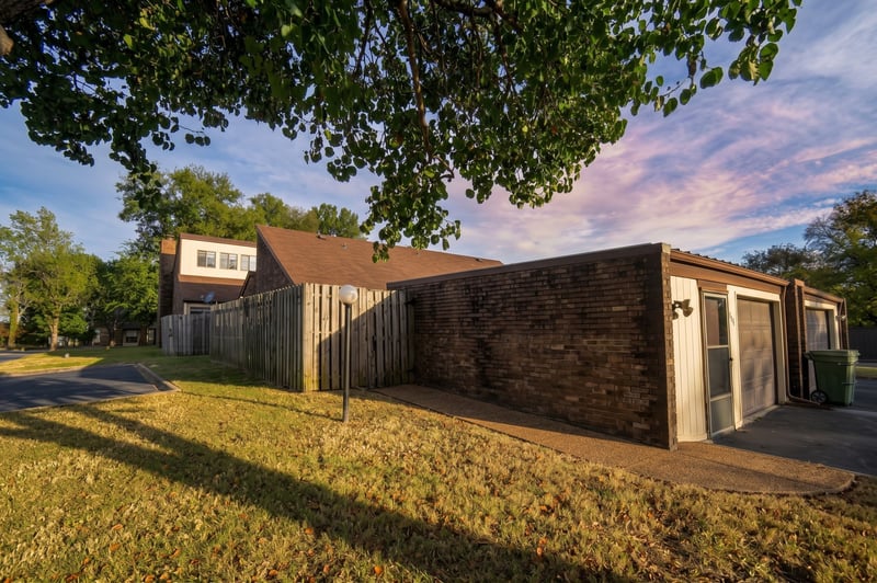 100 Castlewood Ln, Lebanon, TN 37087