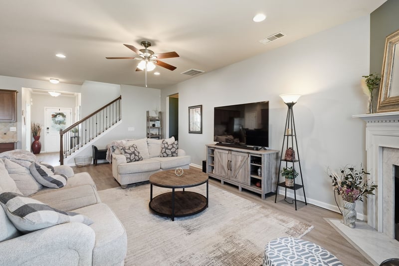 639 Pemberton Dr, Lebanon, TN 37087